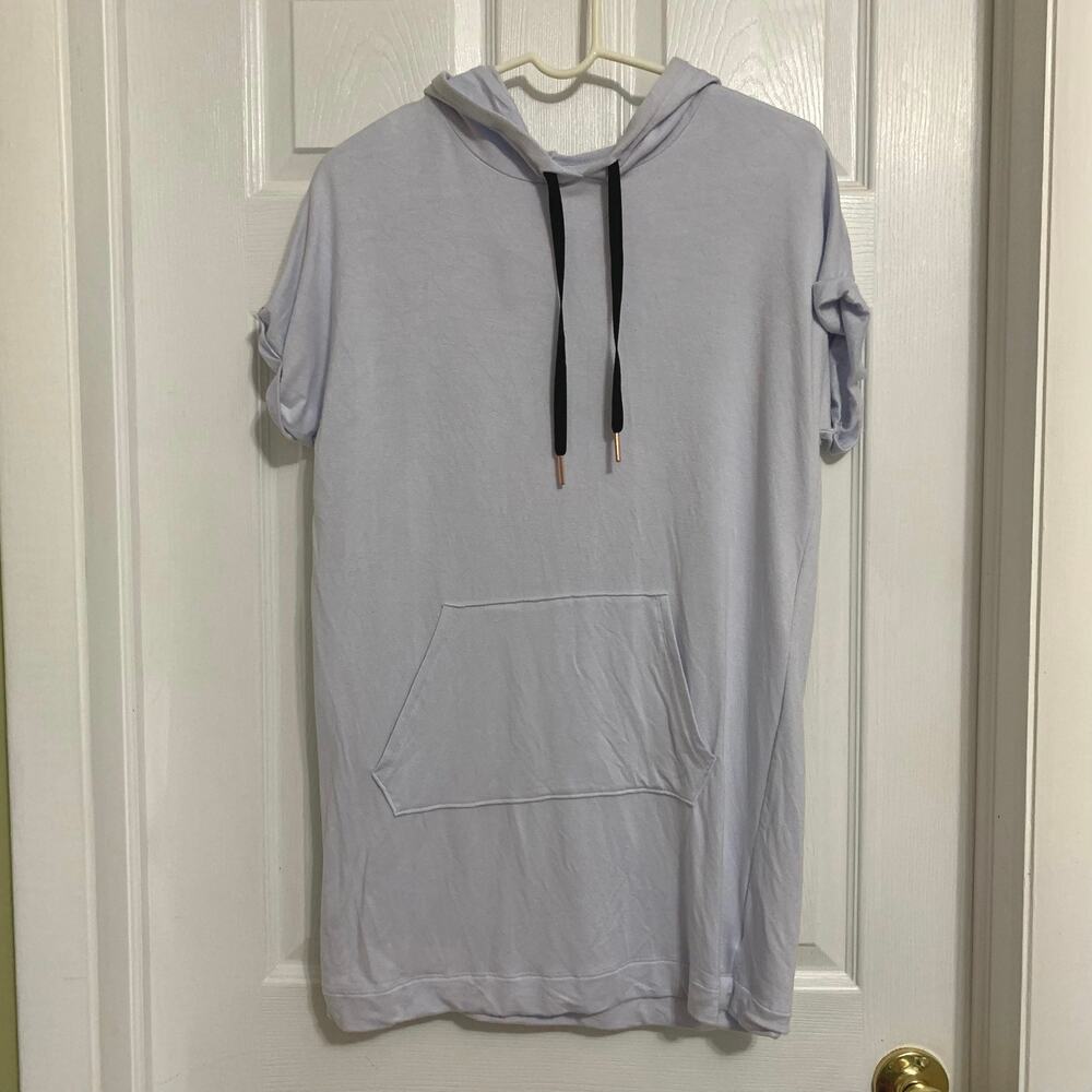 Beyond Yoga Butter Soft Baby Blue Short Sleeved Hoodie Tunic Small